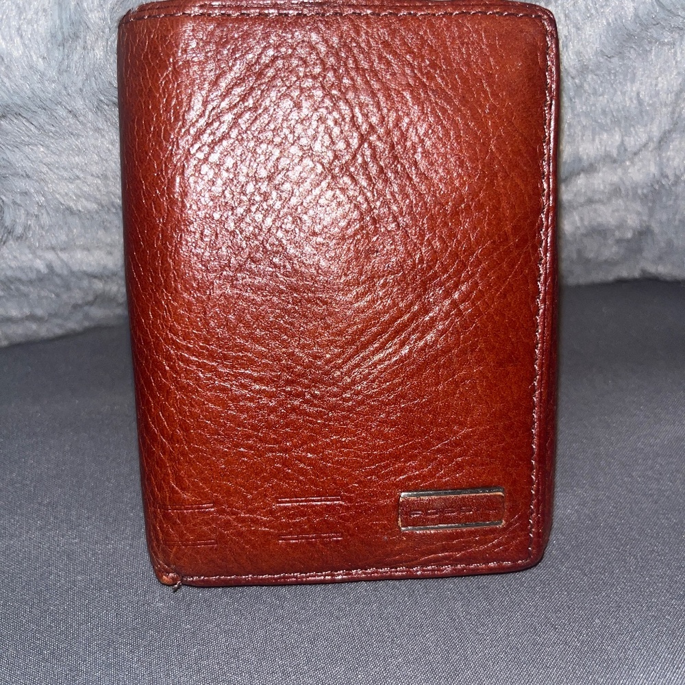 Fossil wallet